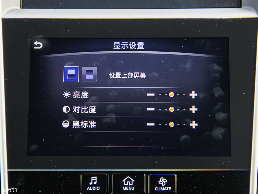 2017��Ӣ�����Q60 2.0T ���A��