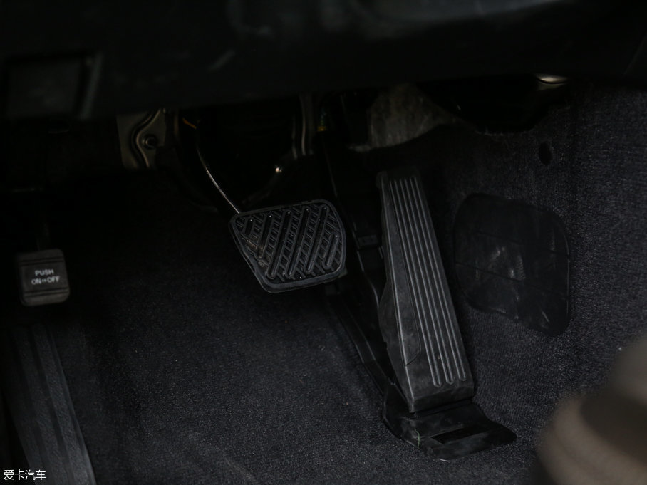 2017��Ӣ�����Q60 2.0T ���A��