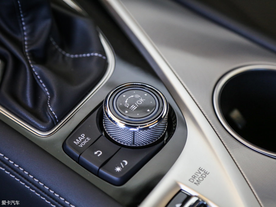 2017��Ӣ�����Q60 2.0T ���A��