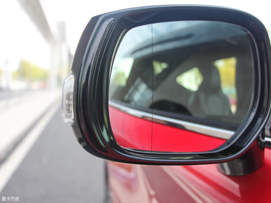 2017��Ӣ�����Q60 2.0T ���A��