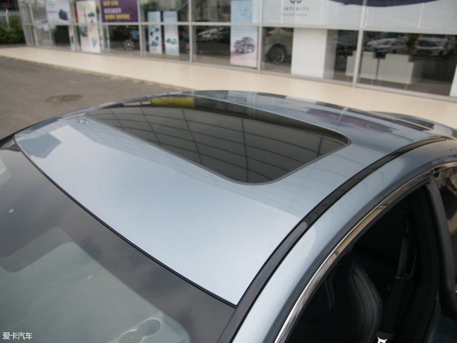 2017��Ӣ�����Q60 2.0T ���A��