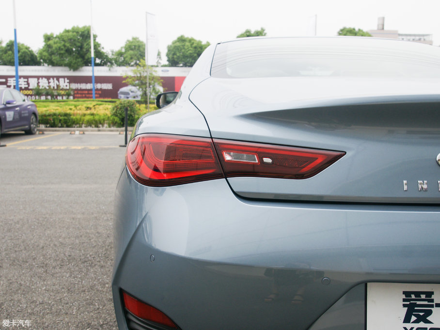 2017��Ӣ�����Q60 2.0T ���A��