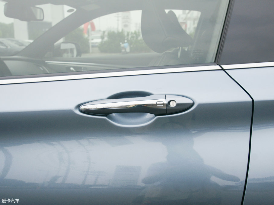 2017��Ӣ�����Q60 2.0T ���A��