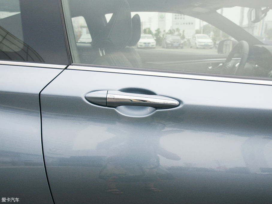 2017��Ӣ�����Q60 2.0T ���A��