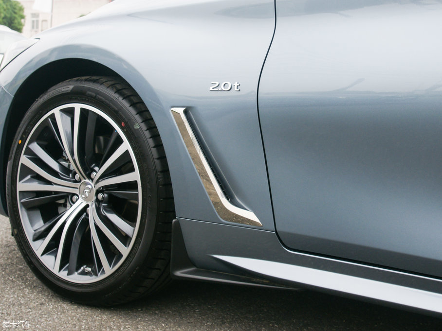 2017��Ӣ�����Q60 2.0T ���A��