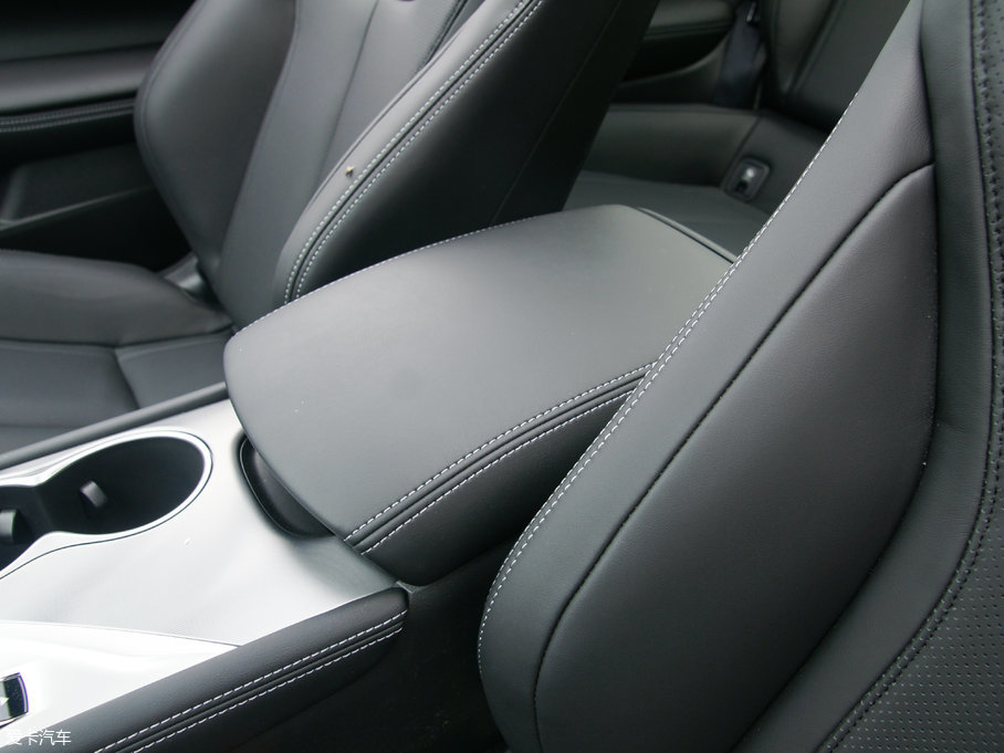 2017��Ӣ�����Q60 2.0T ���A��