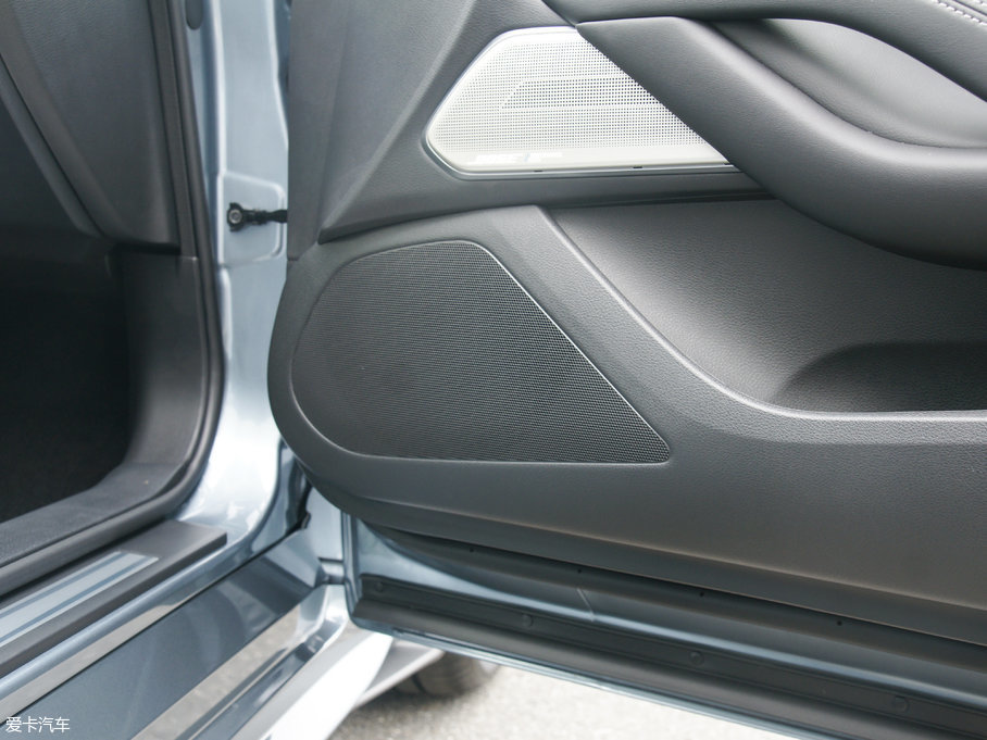 2017��Ӣ�����Q60 2.0T ���A��