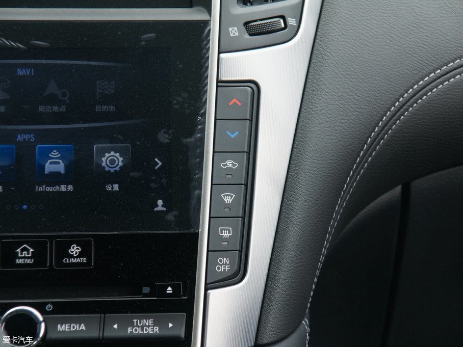 2017��Ӣ�����Q60 2.0T ���A��