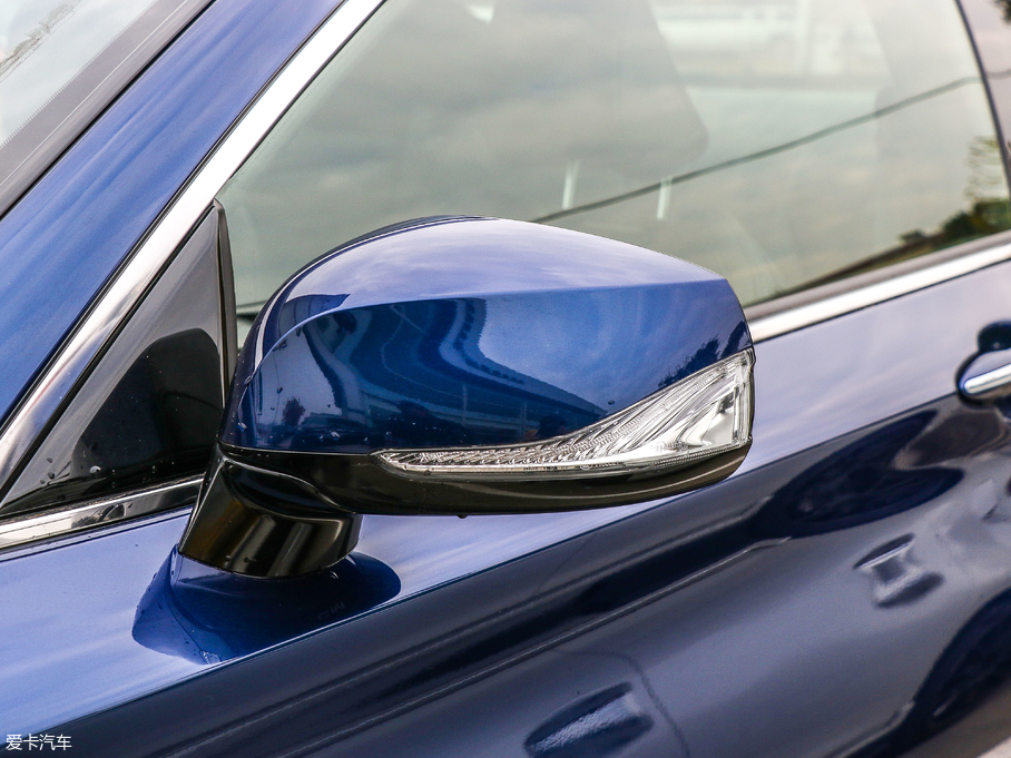 2017ӢQ60 S 2.0T A\Ӱ