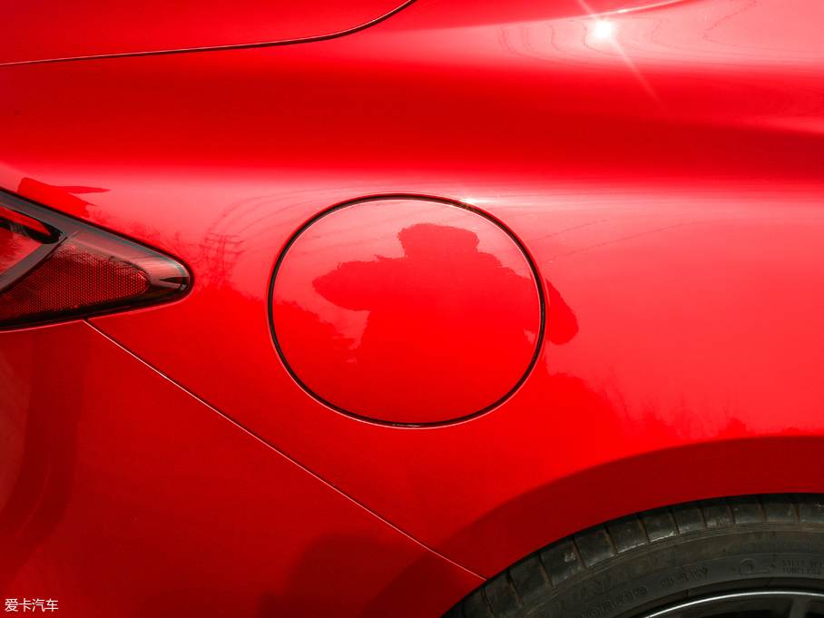 2017ӢQ60 S 2.0T A\Ӱ