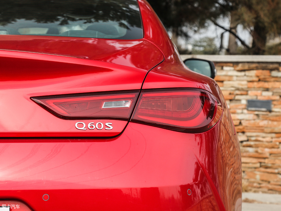 2017ӢQ60 S 2.0T A\(yn)Ӱ