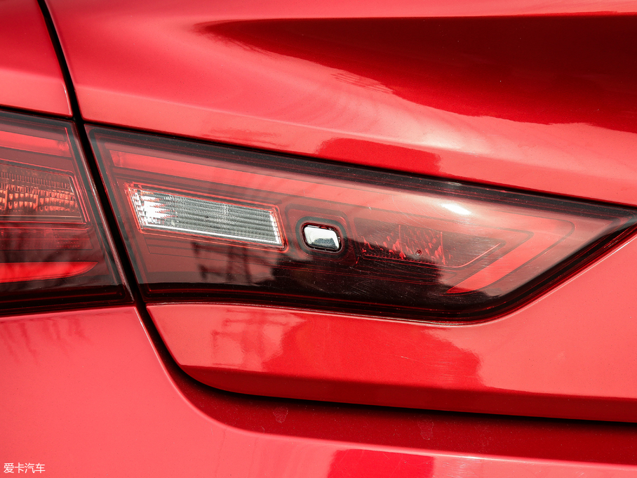 2017ӢQ60 S 2.0T A\Ӱ