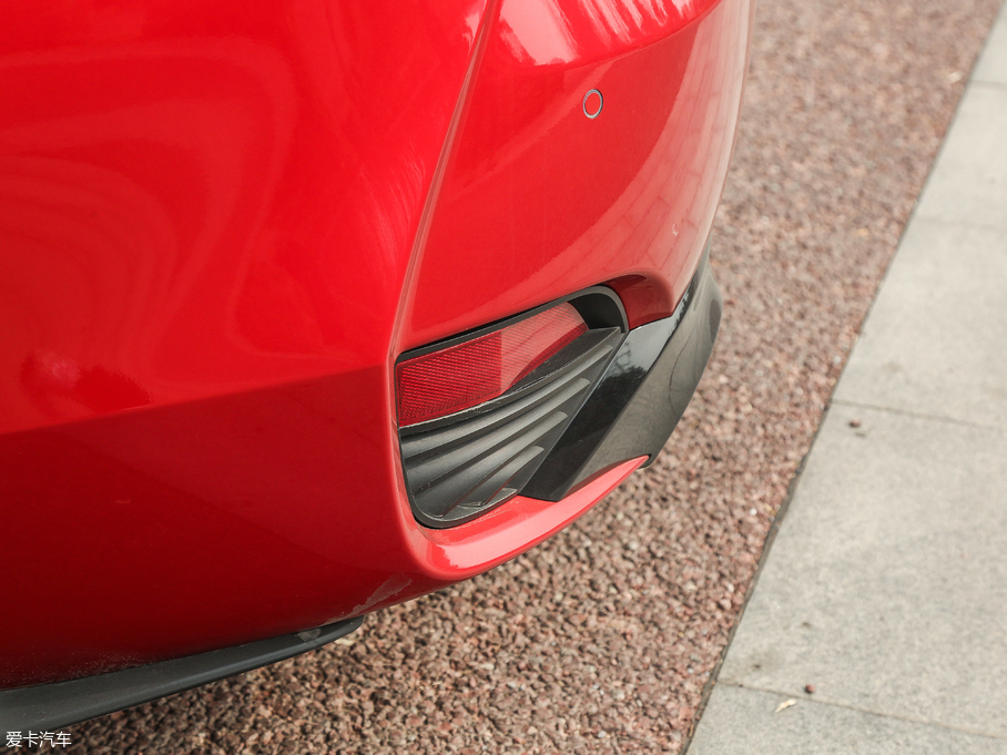 2017ӢQ60 S 2.0T A\(yn)Ӱ