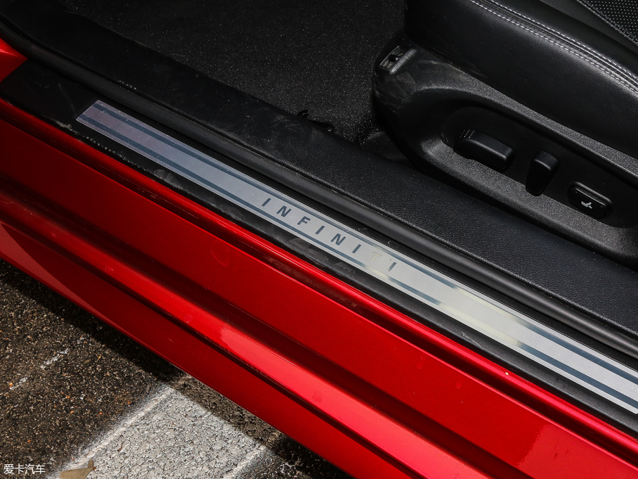 2017ӢQ60 S 2.0T A\(yn)Ӱ