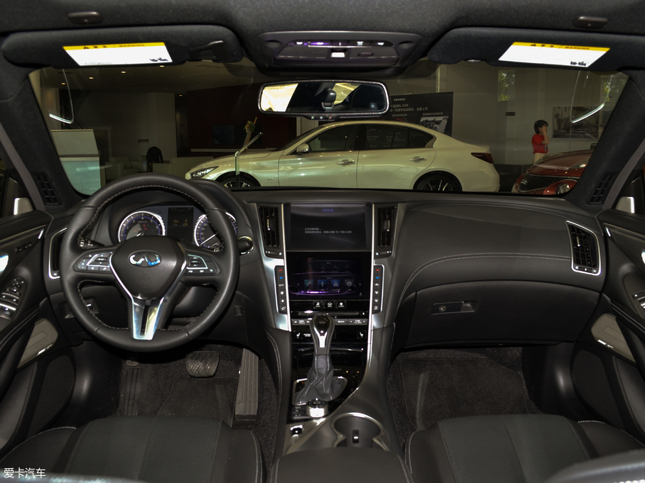 2017��Ӣ�����Q60 2.0T ���A��