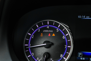 2017S 2.0T A\Ӱ п؅^