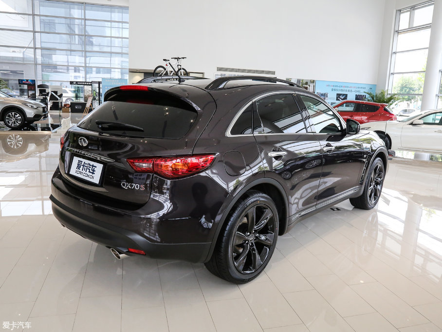 2017ӢQX70 3.7L ^Ӱ