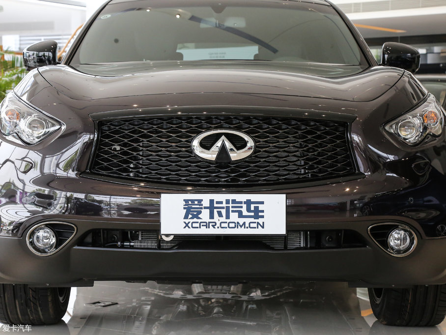 2017ӢQX70 3.7L ^Ӱ