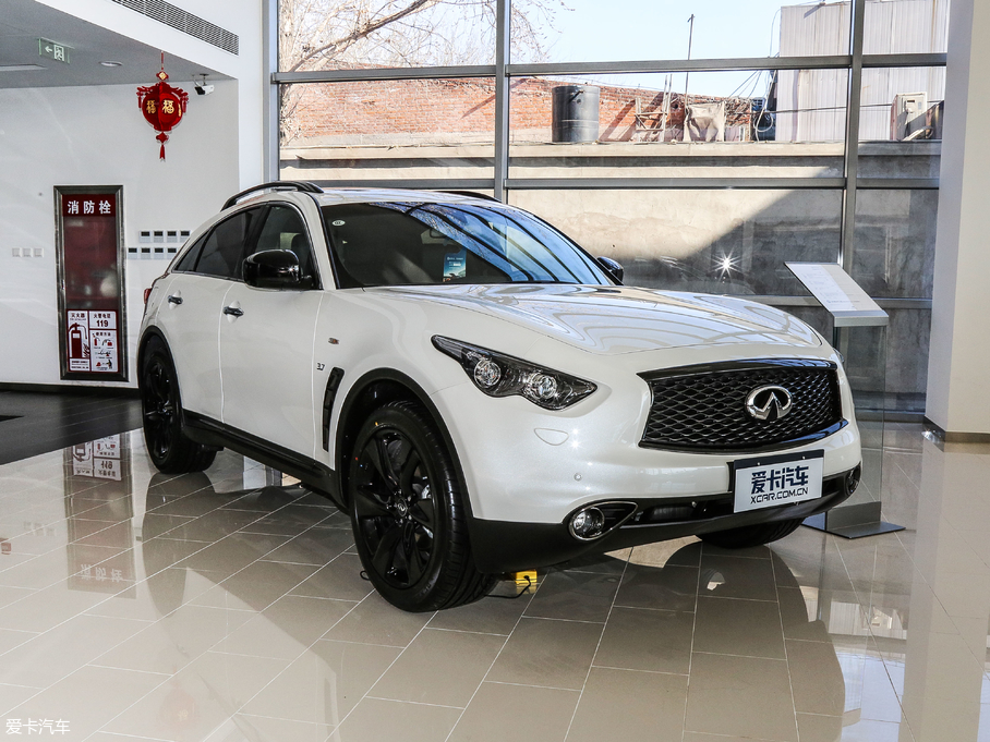 2017ӢQX70 3.7L ^Ӱ