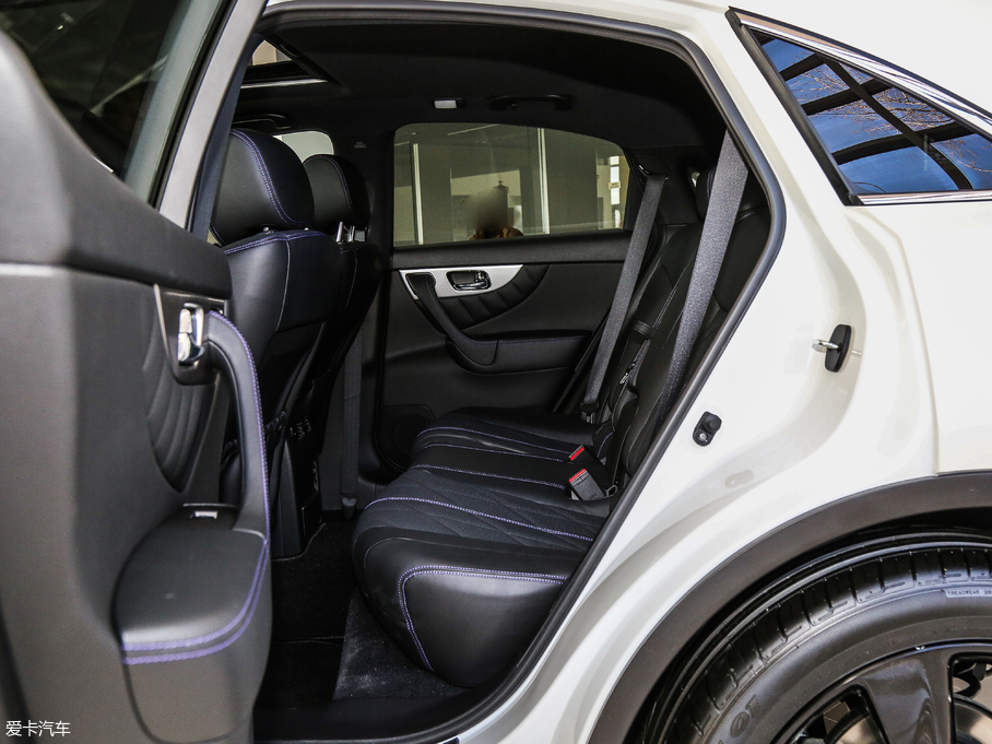 2017��Ӣ�����QX70 3.7L �^Ӱ��