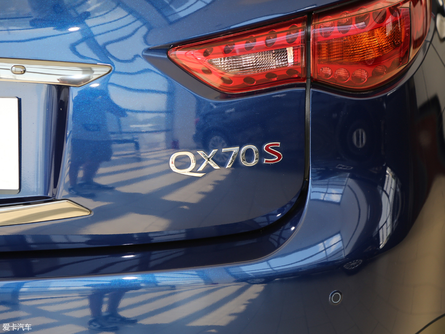 2017ӢQX70 3.7L ^Ӱ