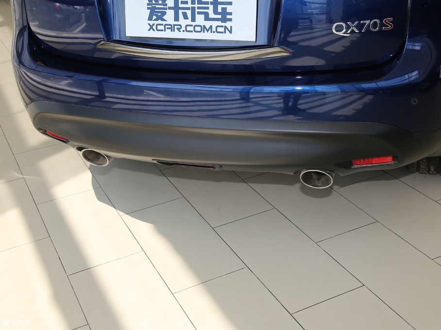 2017ӢQX70 3.7L ^Ӱ