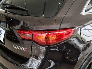 2017款3.7L 绝影版 细节外观