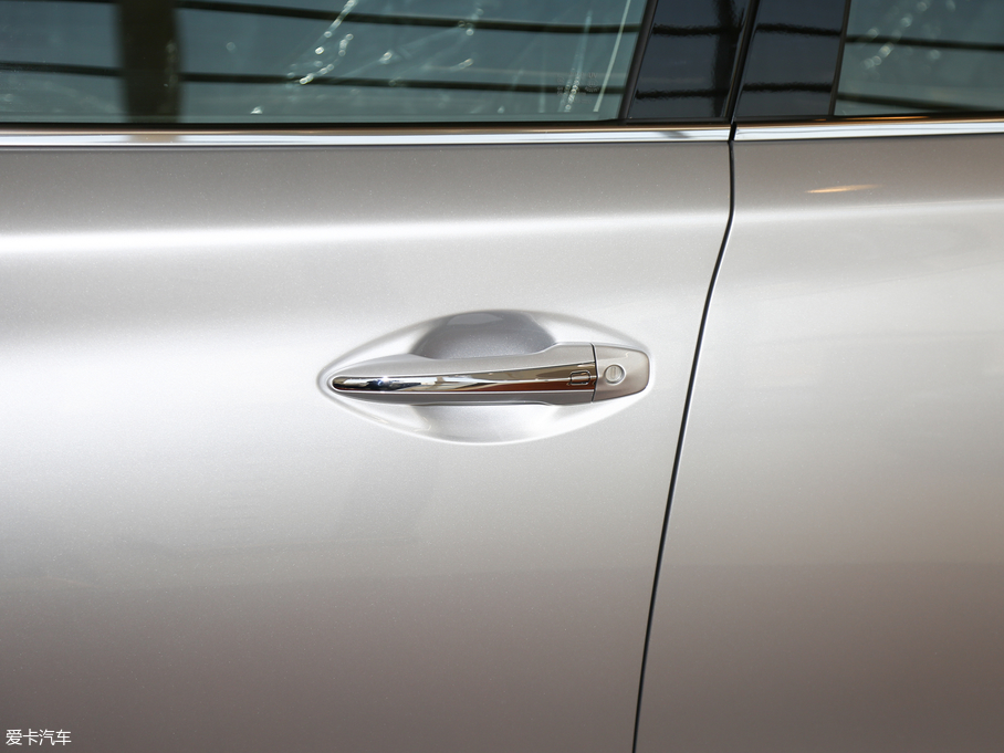 2017��Ӣ�����Q50 Hybrid 3.5L Hybrid