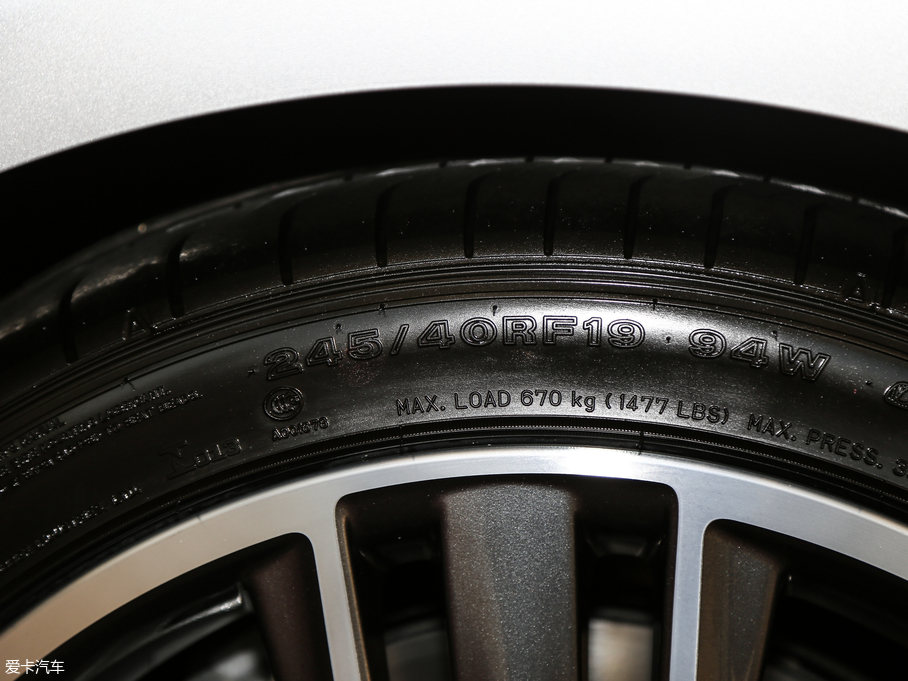 2017��Ӣ�����Q50 Hybrid 3.5L Hybrid