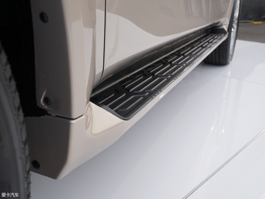 2018��Ӣ�����QX80 ������