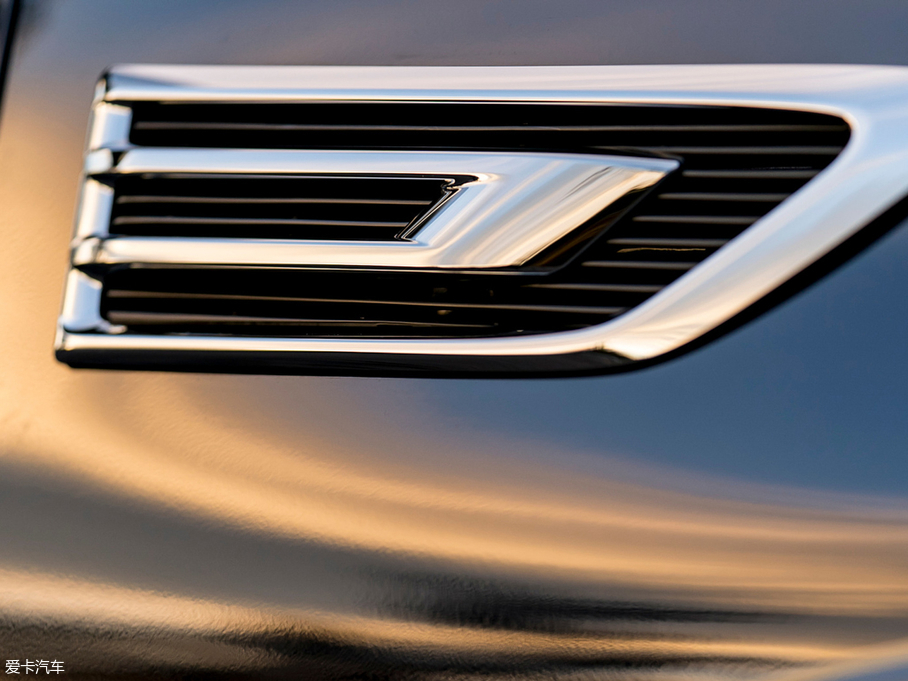 2018��Ӣ�����QX80 ������