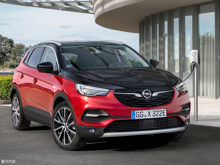 2019Grandland X PHEV Hybrid4