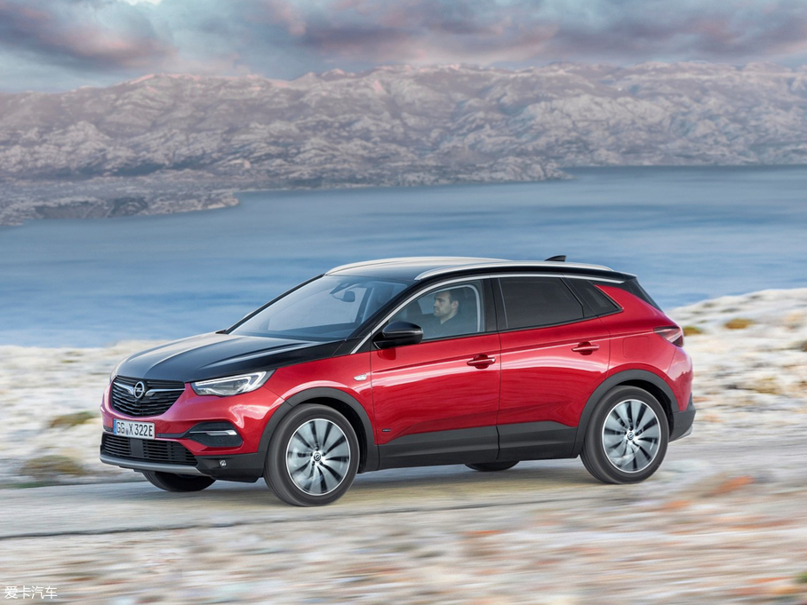 2019Grandland X PHEV Hybrid4