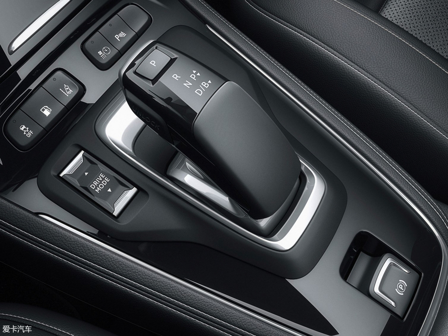 2019��Grandland X PHEV Hybrid4