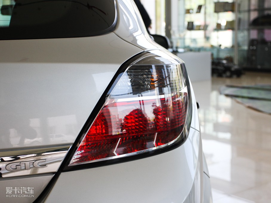 2010؃Ɏ GTC 1.8L ȫL