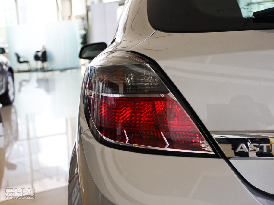 2010؃Ɏ GTC 1.8L ȫL