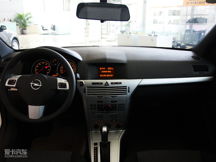 2010؃Ɏ GTC 1.8L ȫL