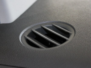 2010A+ 1.8L ˜ʰ п؅^