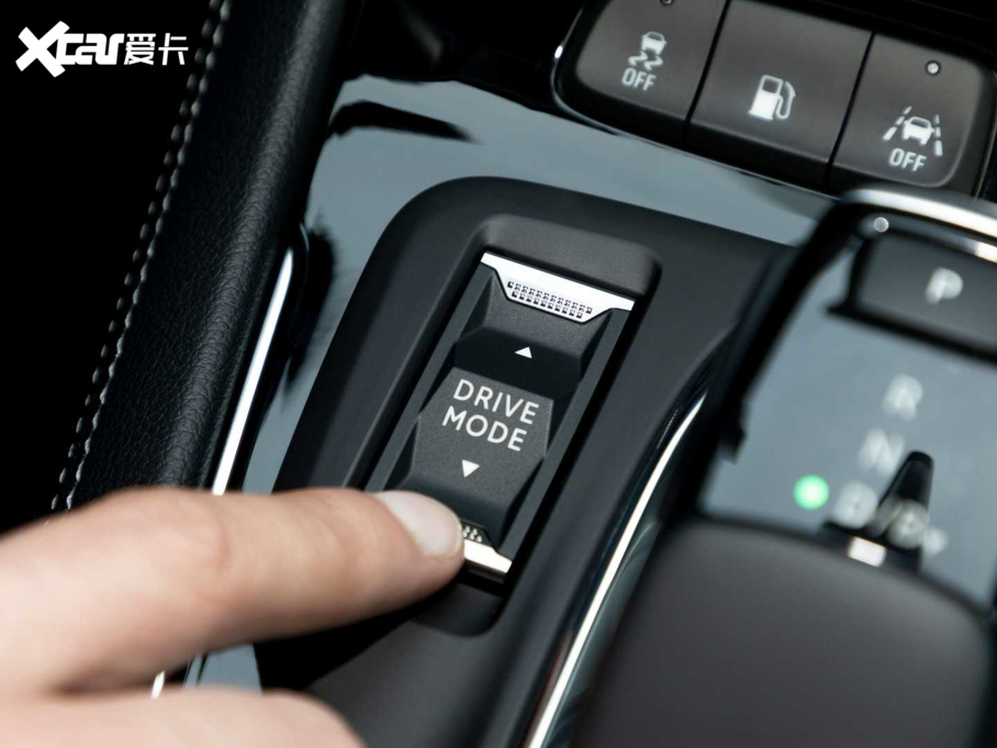 2021Grandland X PHEV Hybrid