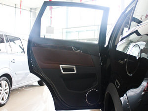 2011款2.4L 两驱豪华版 左后车门