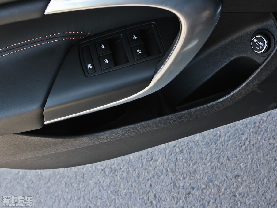 2013Ӣف 2.0T Ԅ(q)\Ӱ