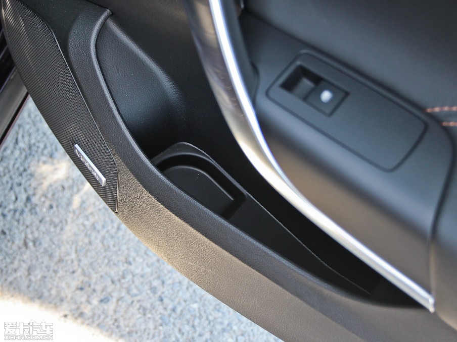 2013��Ӣ�ف� 2.0T �Ԅ�����\�Ӱ�