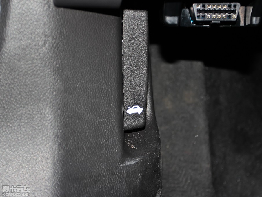 2013Ӣف 2.0T Ԅ(dng)(q)\(yn)(dng)