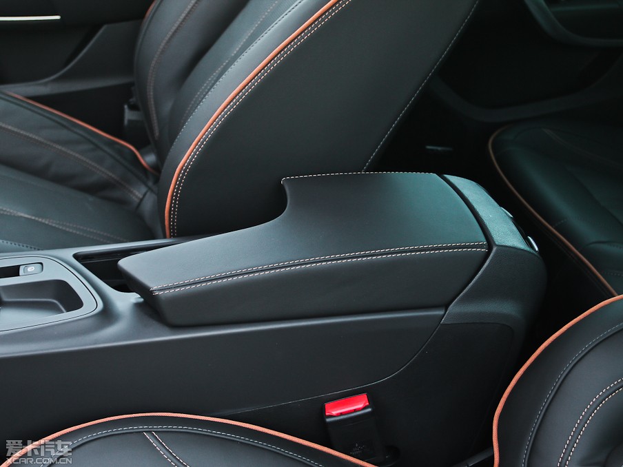 2013Ӣف 2.0T Ԅ(q)\Ӱ