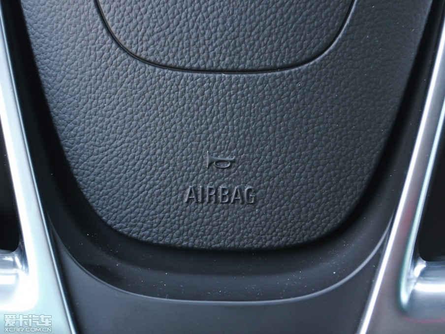 2013��Ӣ�ف� 2.0T �Ԅ�����\�Ӱ�