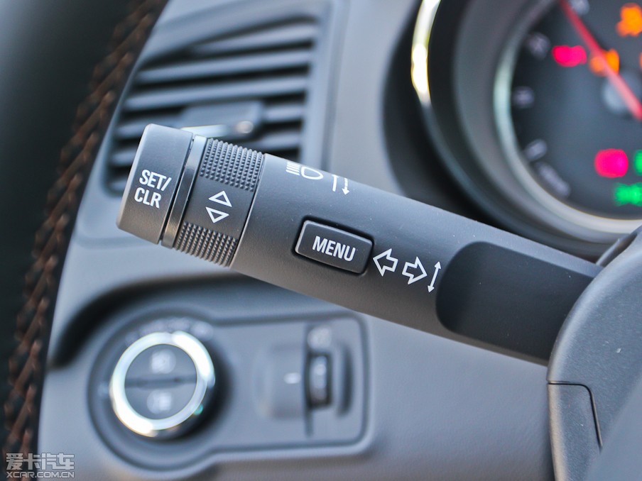 2013��Ӣ�ف� 2.0T �Ԅ�����\�Ӱ�