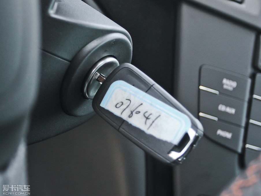 2013��Ӣ�ف� 2.0T �Ԅ�����\�Ӱ�