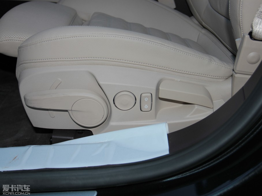 2013Ӣف 2.0T ԄӃ(q)A