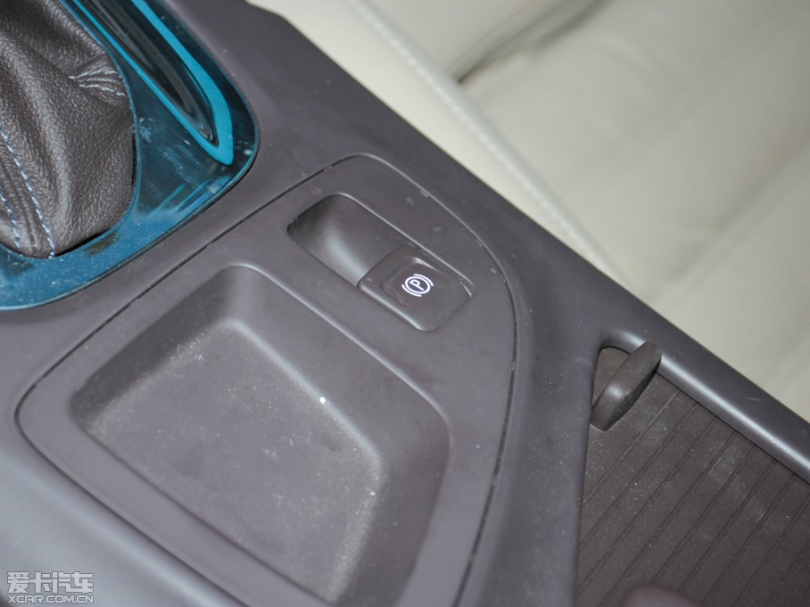 2013Ӣف 2.0T ԄӃ(q)A