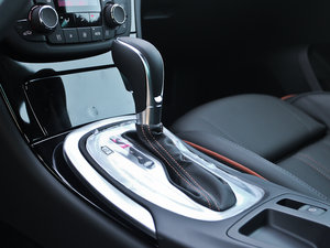 2013款2.0T 自动四驱运动版 换挡杆